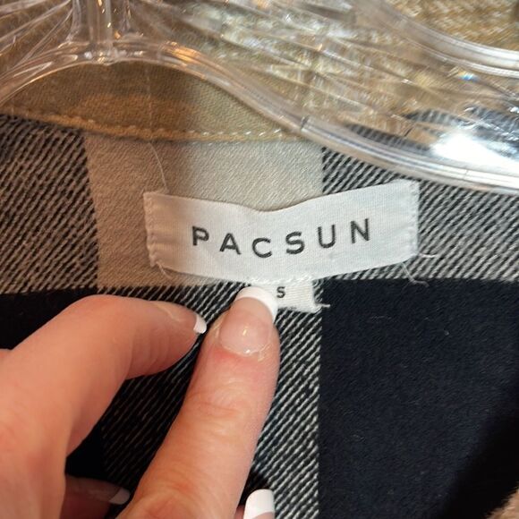 PacSun Basset Colorblock Button Up Flannel Shirt. Size Small. - Picture 4 of 8